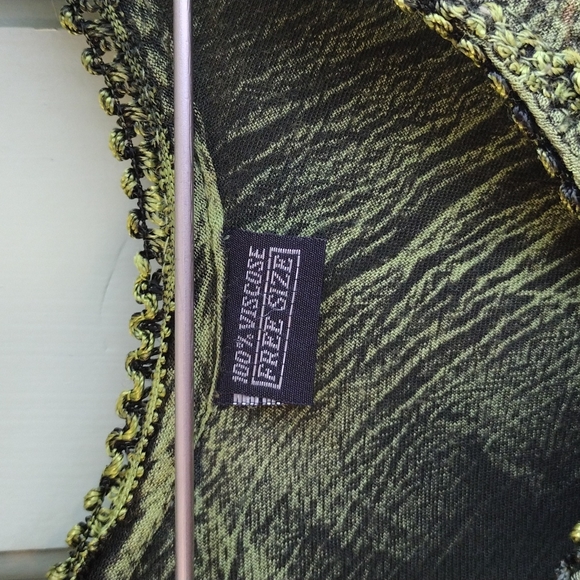 Women's 100% Viscose green tye dye blouse size S - Picture 2 of 6